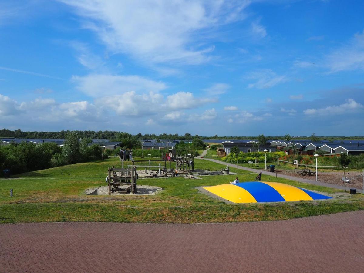 Bj Chalets - Robbengat 85 - Gezellige Chalet Op Vakantiepark Lauwersoog! Vroege Incheck! Met Airco! エクステリア 写真